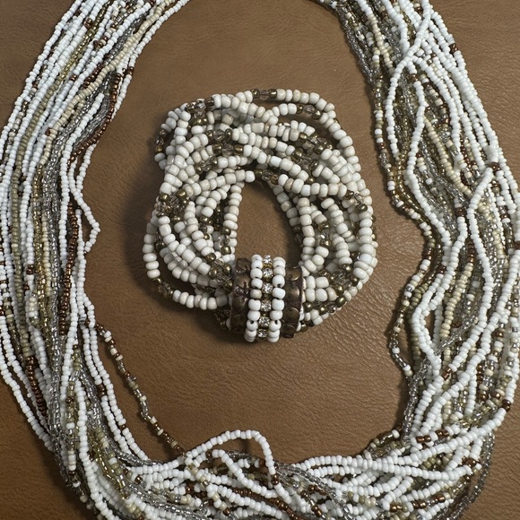 multi strand, beaded necklace, silver gold, with matching bracele - Picture 16 of 17